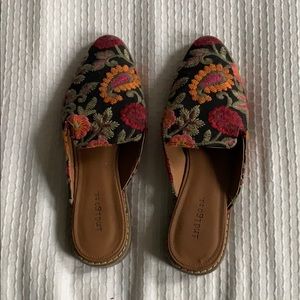 Indigo Road Embroidered Floral Slide Mules